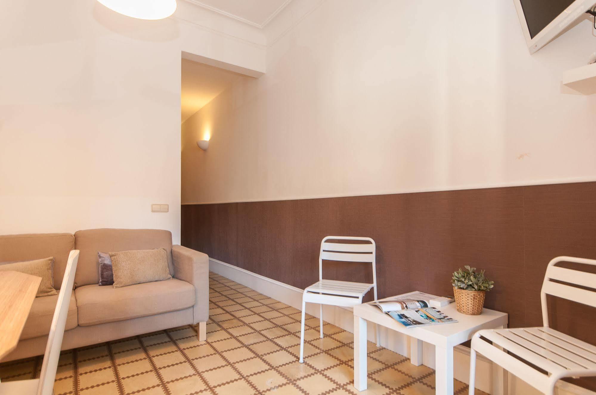 Trivao Sant Antoni Market Apartament Barcelona
